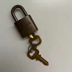 authentic LV lock